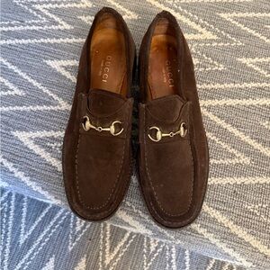 Gucci Women’s Dark Brown Suede Loafers with horsebit detail